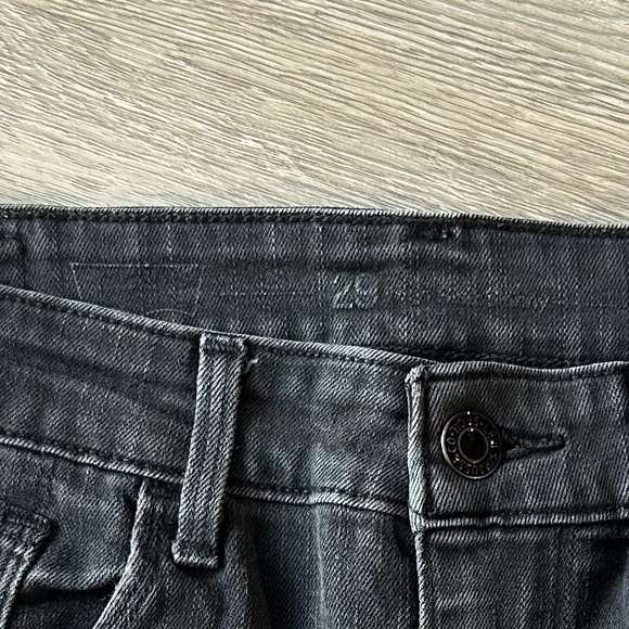 Levi's Premium Denim Black Skinny Jeans with Black Tab - Picture 8 of 10